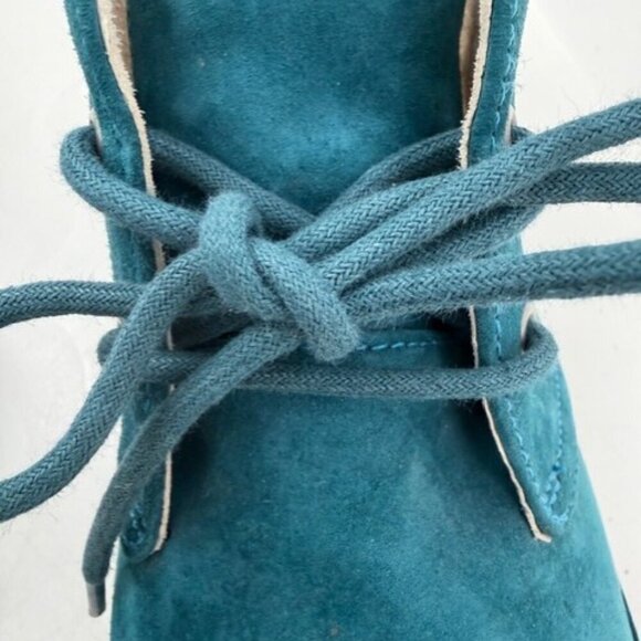 RARE! UGG Turquoise Teal Blue Suede Lace Up Chukka Boots Sz 9